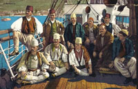 A crew in the Bay of Vlora (early 20th century postcard)
