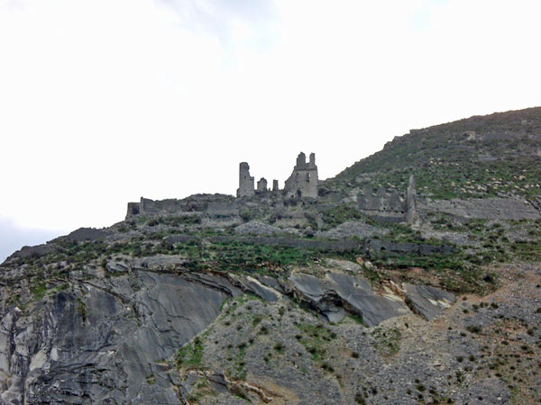 Ruins of the fortress of Këlcyra (Photo: Robert Elsie, March 2008)