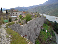 Walls of the Fortress of Tepelena (Photo: Robert Elsie 2008)
