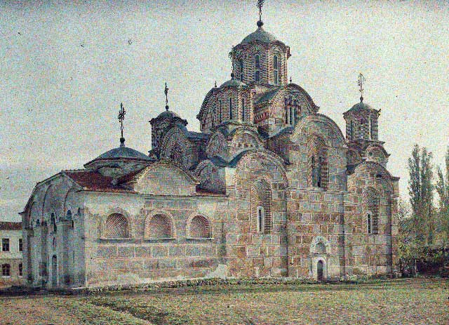 Autochrome image of the Orthodox church in Gračanica (Photo Auguste Léon, May 1913).