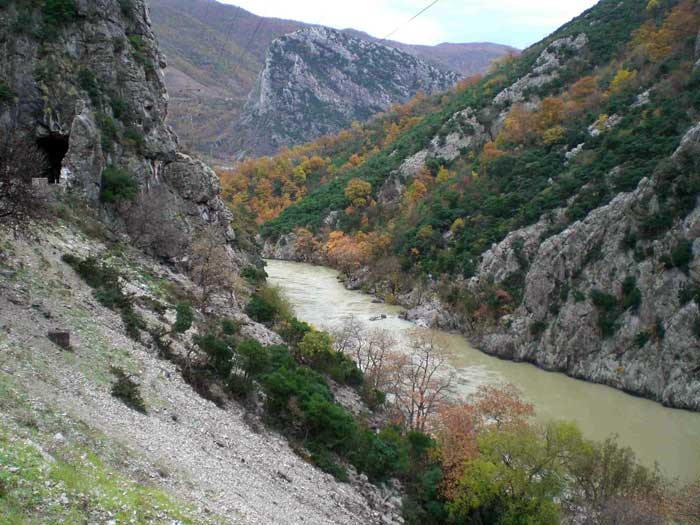 Valley of the Mat River (Photo: Robert Elsie, December 2008).